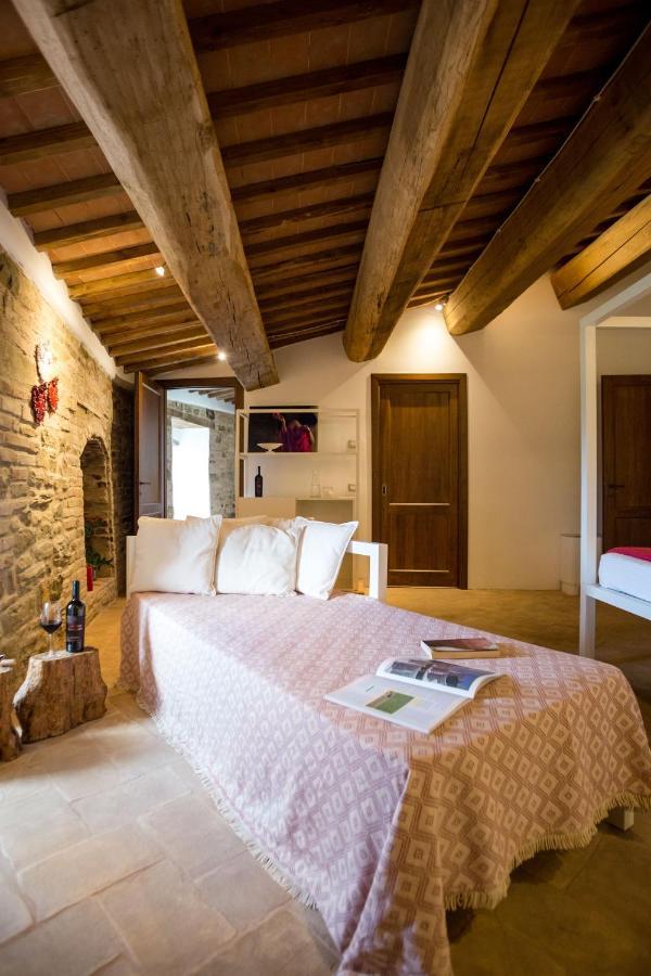 Castello Di Ramazzano - Tenute Aliani เปรูจา ภายนอก รูปภาพ