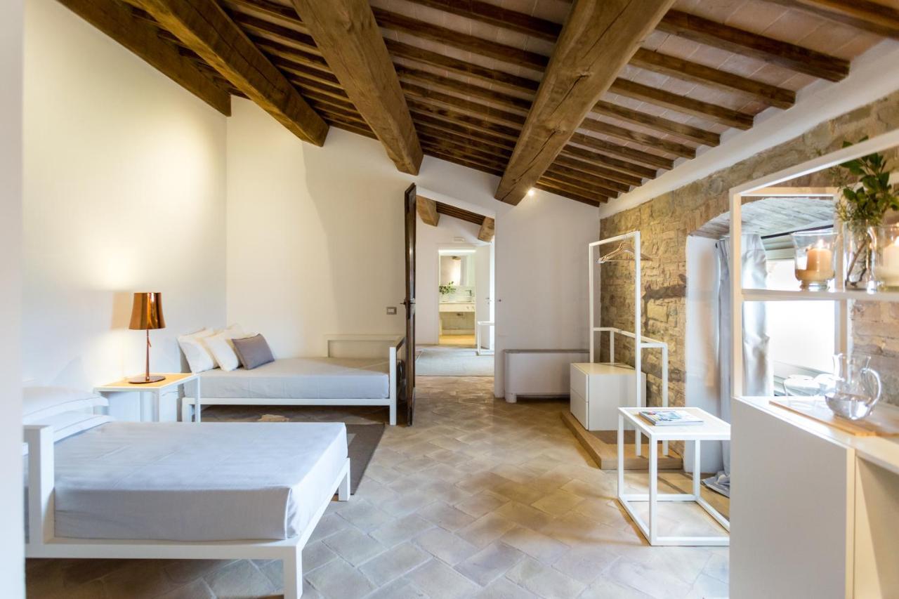 Castello Di Ramazzano - Tenute Aliani เปรูจา ภายนอก รูปภาพ